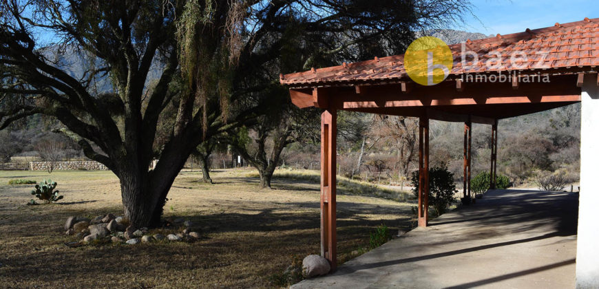 CASA EN SAN MIGUEL CORTADERAS