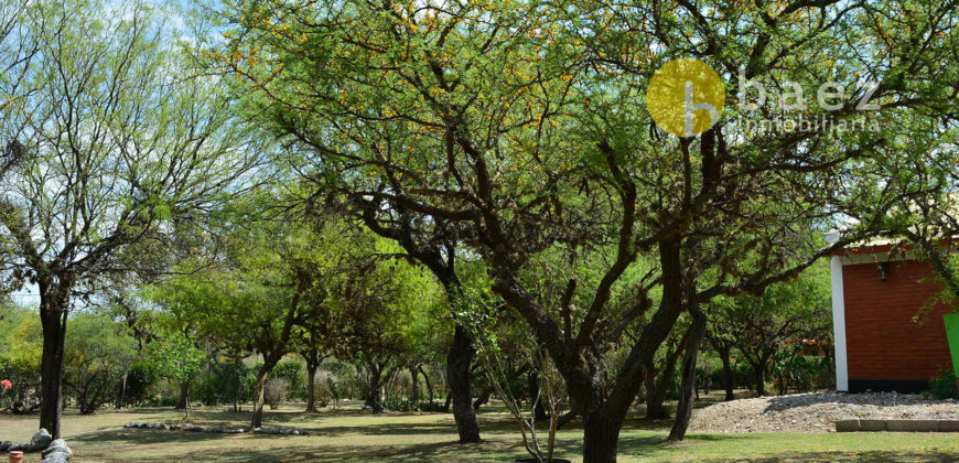 COMPLEJO DE CABAÑA EN ALTOS DE CARPINTERÍA