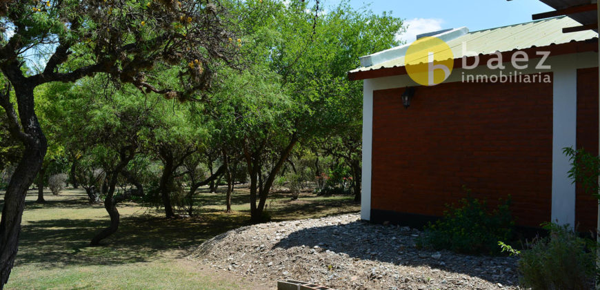 COMPLEJO DE CABAÑA EN ALTOS DE CARPINTERÍA