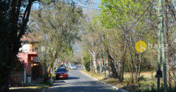 2 CASAS SOBRE RUTA N1 EN CARPINTERÍA