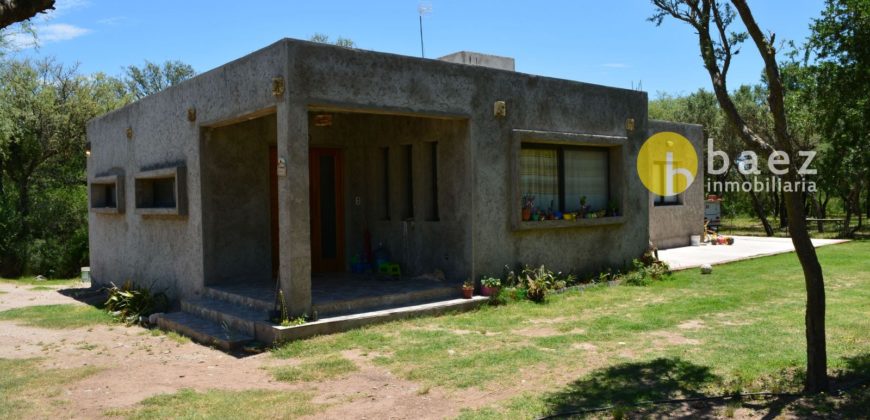 CASA EN LOS MOLLES