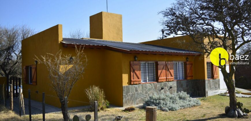 CASA DE 3 DORMITORIOS EN CARPINTERÍA