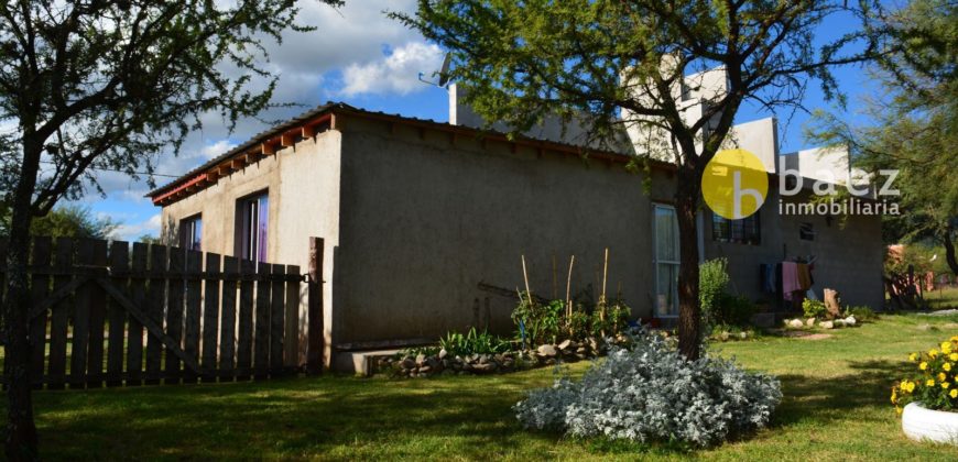 CASA DE 3 DORMITORIOS EN CARPINTERÍA