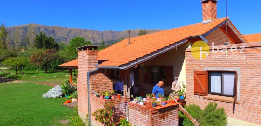 CASA EN CERRO DE ORO – MERLO