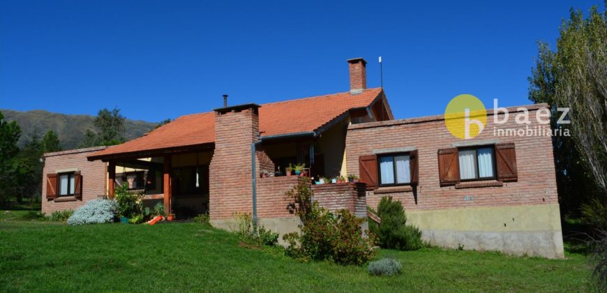 CASA EN CERRO DE ORO – MERLO