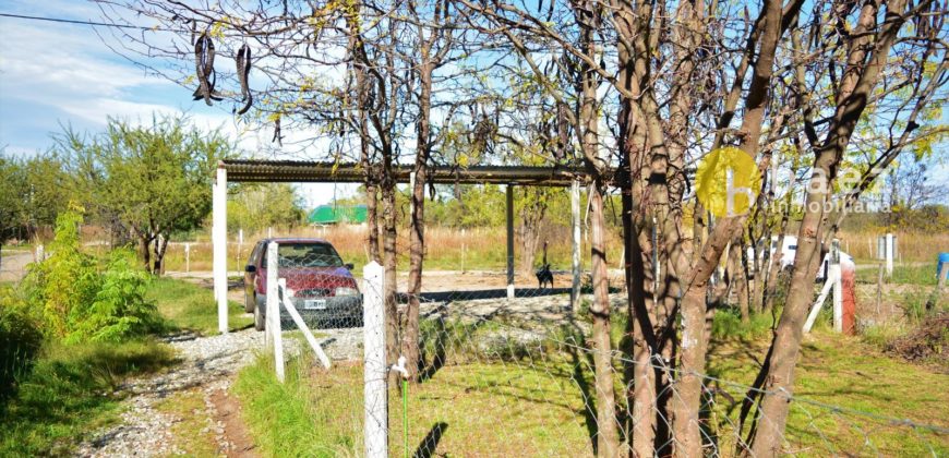 2 DUPLEX Y UNA CASA EN CARPINTERIA