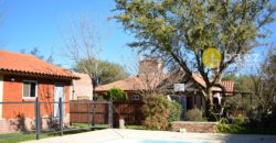 CASA CON DOS CABAÑAS Y PISCINA EN MERLO