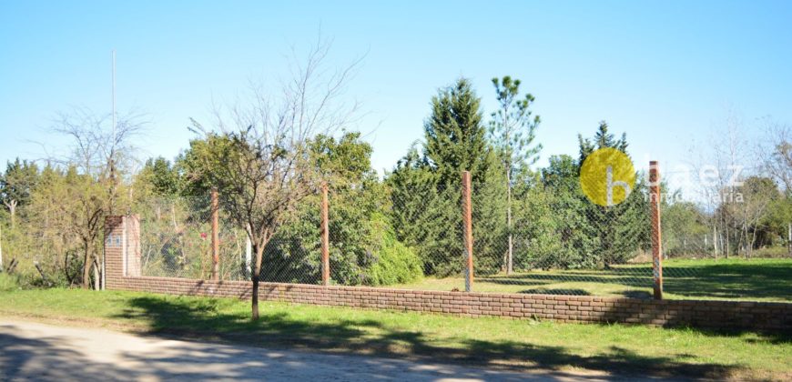 LOTE DE 900M2 EN MERLO