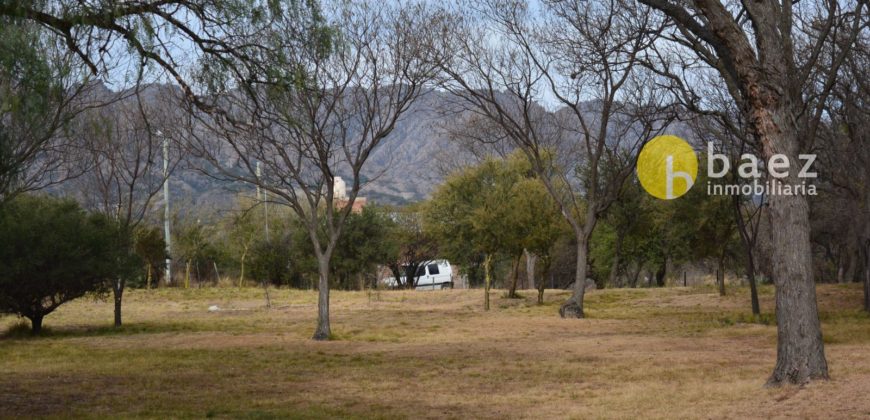 CASA QUINTA EN VILLA LARCA