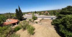 LOTE  DE  2900M2  ALAMBRADO Y  PARQUIZADO SOBRE RUTA N 1 EN LOS MOLLES