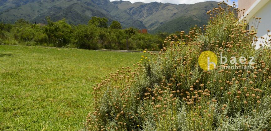 CASA EN COUNTRY LAS CASCADAS