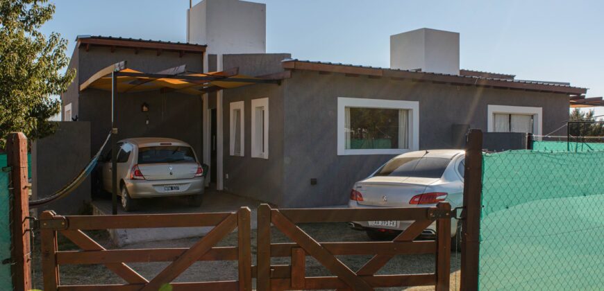 CASA CON DOS DPTOS EN CARPINTERIA