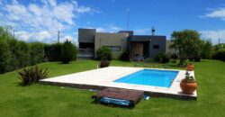 CASA EN VENTA EN BARRIO ¨SOLARES DEL VALLE¨