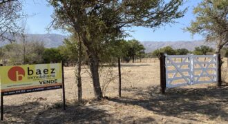 LOTE SOBRE RUTA 1 EN CORTADERAS