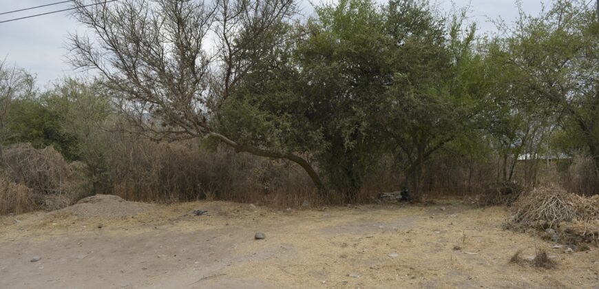 LOTE DE 400M2 EN MERLO