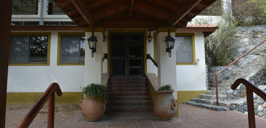 HOTEL PIEDRA BLANCA