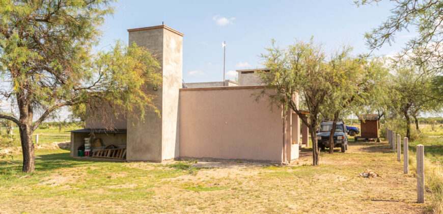 CASA EN VENTA EN BARRIO CERRADO ¨SOLARES DEL VALLE¨