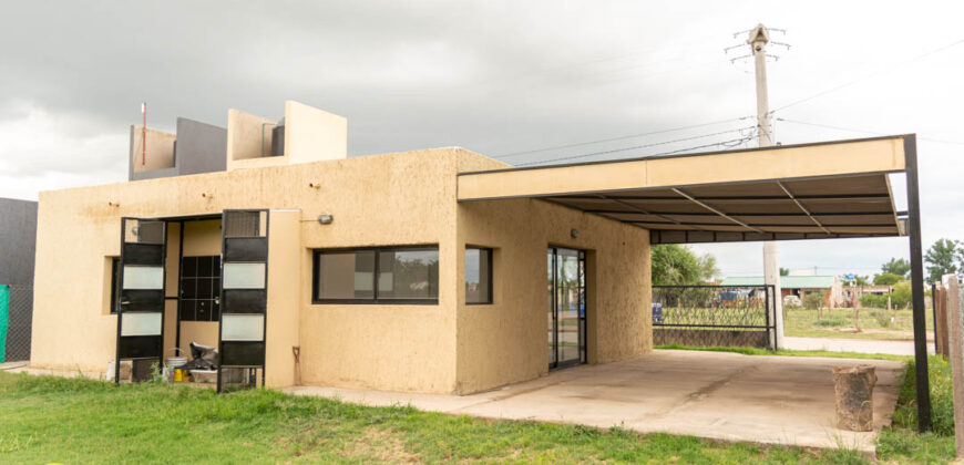 CASA A ESTRENAR EN SANTA ROSA