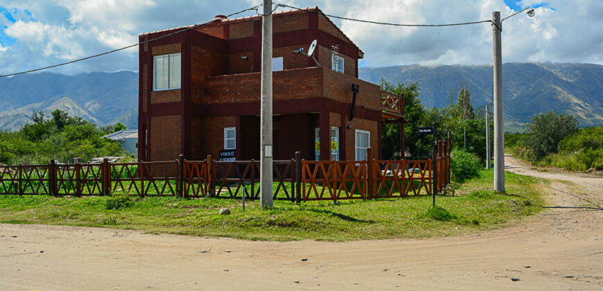 CASA EN LAS MORERAS MERLO