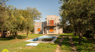 CASA EN CARPINTERIA