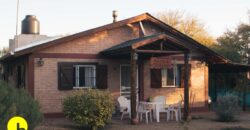 CASA AMOBLADA EN UN  LOTE  DE 1.000 MTS.