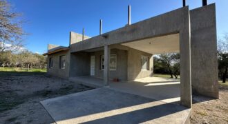 CASA A ESTRENAR EN CARPINTERIA