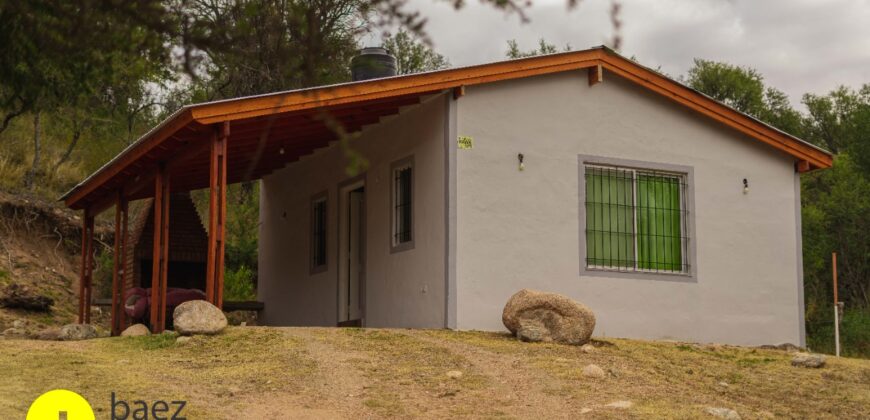 CASA FRENTE AL  ARROYO BENITEZ