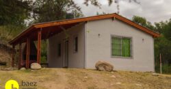 CASA FRENTE AL  ARROYO BENITEZ