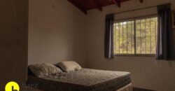 CASA FRENTE AL  ARROYO BENITEZ