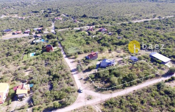LOTE EN EXCELENTE ESQUINA