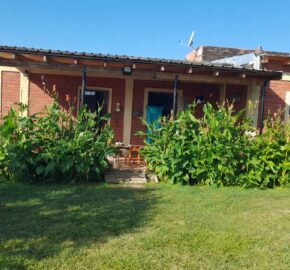 AMPLIA CASA EN VILLA LARCA