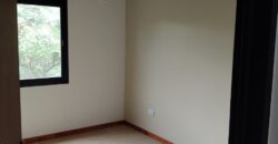 CASA + PISCINA EN «BARRIO SACRAMENTO»