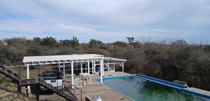 DOS CASAS + PISCINA