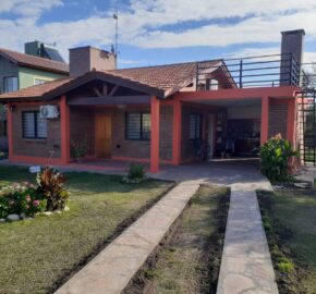 CASA CÉNTRICA EN CARPINTERÍA