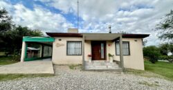 CASA + CABAÑA CON 2 PISCINAS
