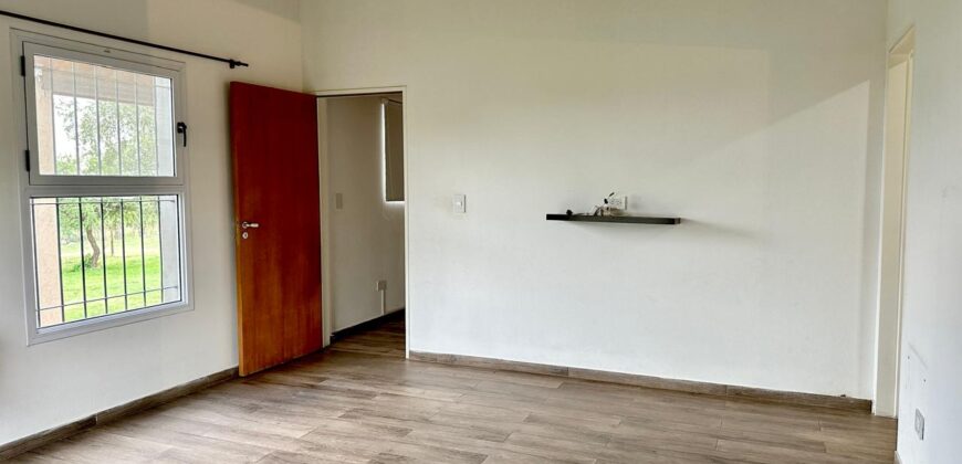 CASA + CABAÑA CON 2 PISCINAS