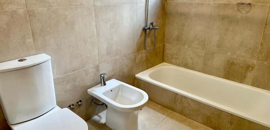 CASA + CABAÑA CON 2 PISCINAS