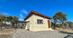 CASA + CABAÑA CON 2 PISCINAS