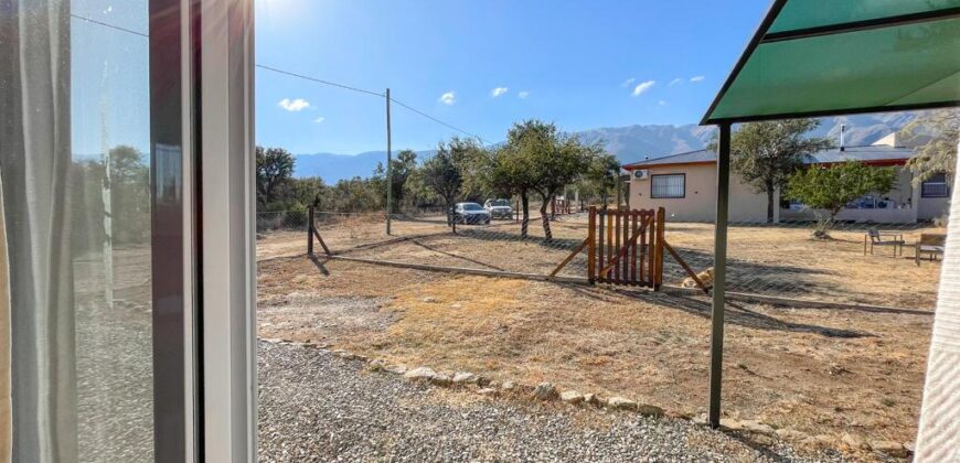 CASA + CABAÑA CON 2 PISCINAS