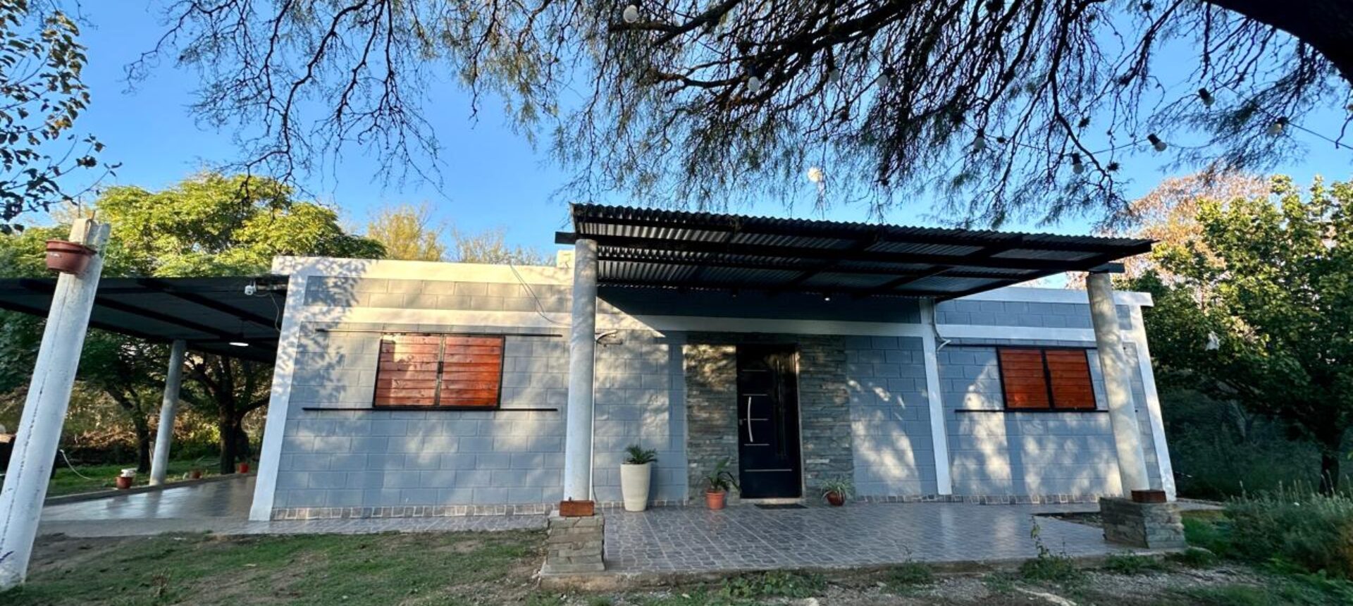 AMPLIA CASA EN LA COLONIA