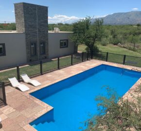 CASA PRINCIPAL + CABAÑAS
