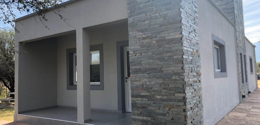 CASA PRINCIPAL + CABAÑAS