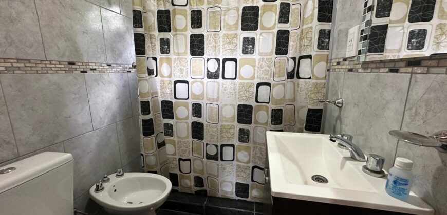 DOS CASAS EN LOTE DE 1.667M²