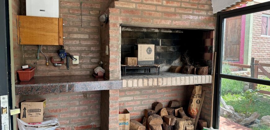 AMPLIA CASA EN CORTADERAS