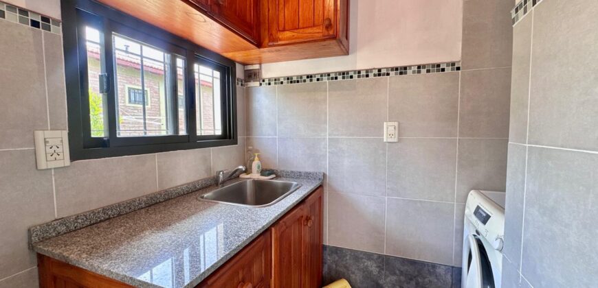 AMPLIA CASA EN CORTADERAS