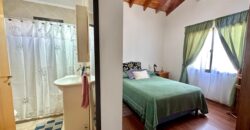 AMPLIA CASA EN CORTADERAS