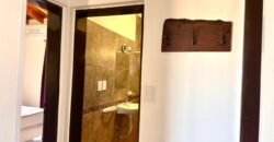 CASA PRINCIPAL, CABAÑAS Y PISCINA