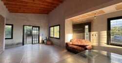 AMPLIA CASA SOBRE AV. LOS MANDARINOS