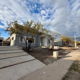 CASA EN PRE-VENTA BARRIO LA ARBOLADA